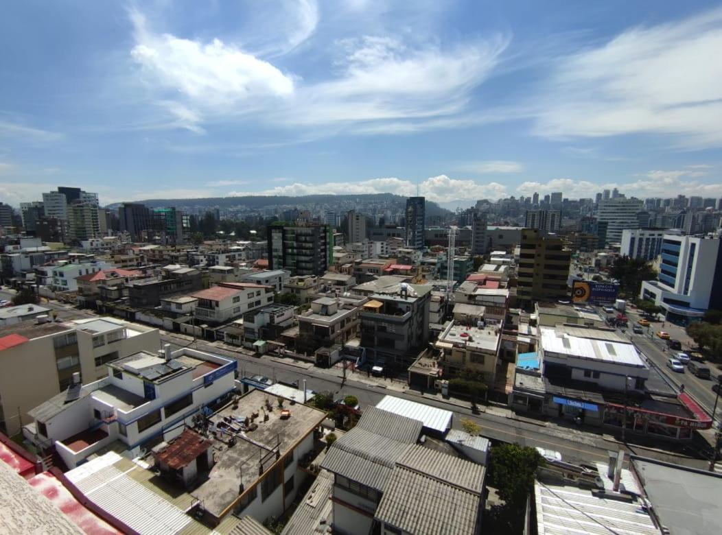 Val Hotel Santamaria Quito Exterior photo