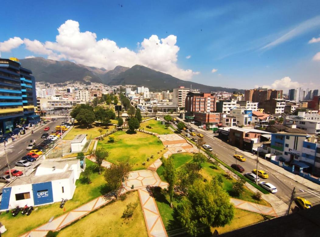 Val Hotel Santamaria Quito Exterior photo